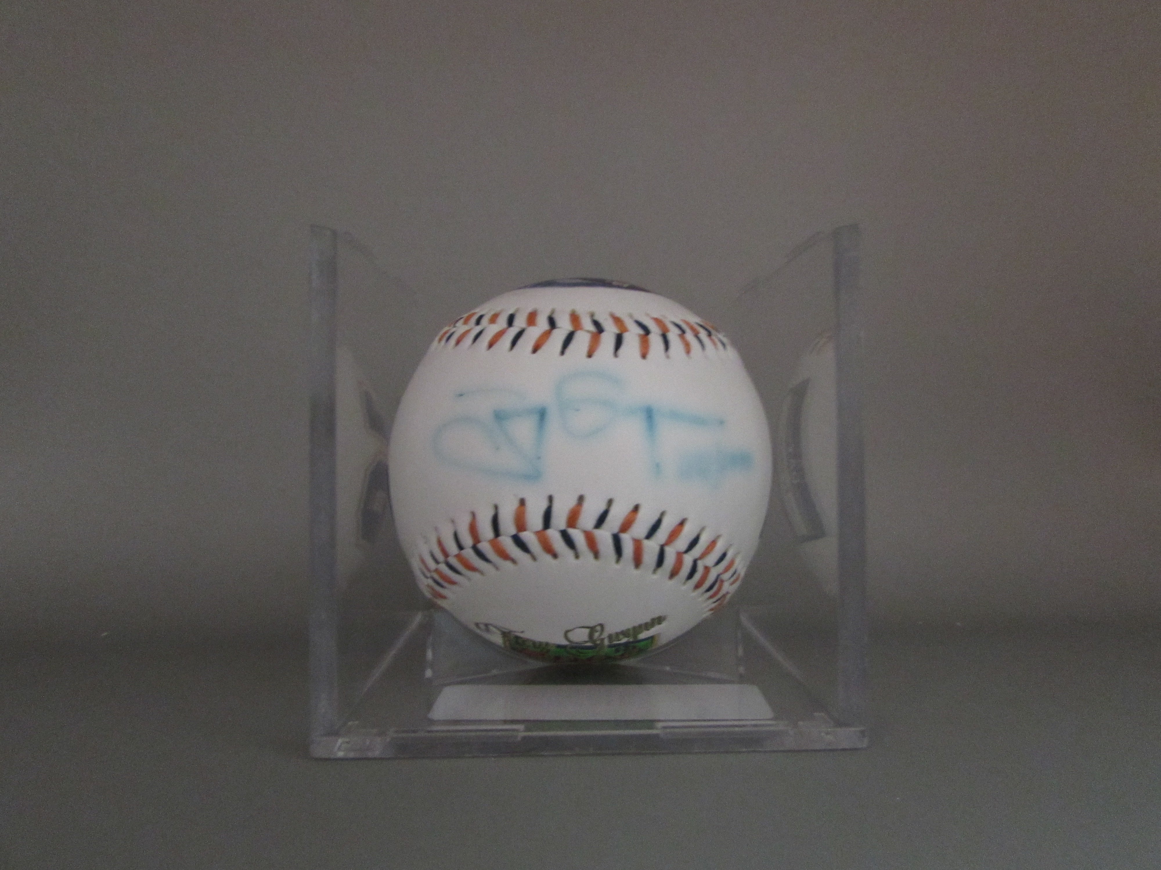 Tony Gwynn - Autographed Signed Baseball